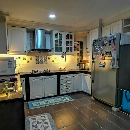 Ria Homestay Johor Bahru Buitenkant foto