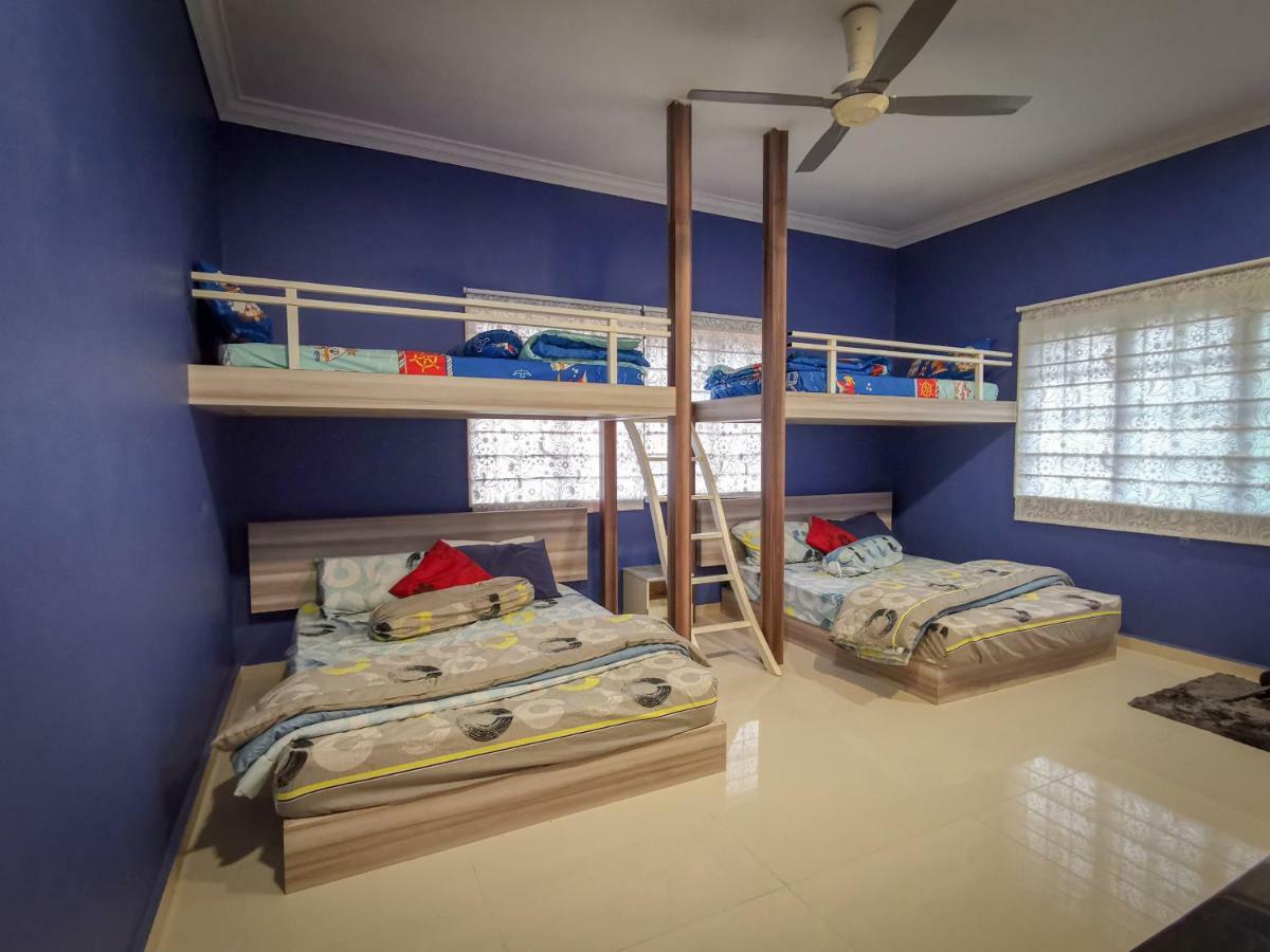 Ria Homestay Johor Bahru Buitenkant foto