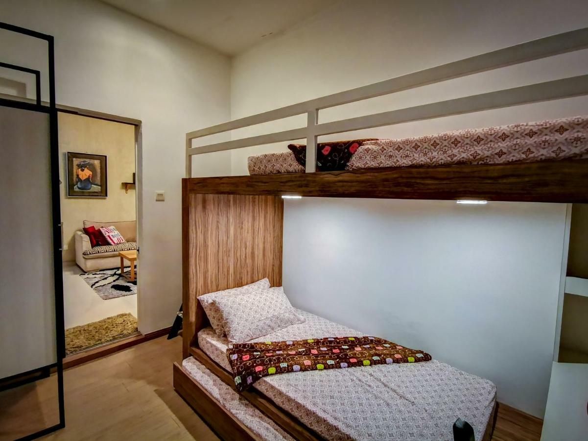 Ria Homestay Johor Bahru Buitenkant foto